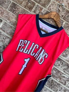 Zion Williamson New Orleans Pelicans Jersey Men’s Medium Red NBA Basketball #1